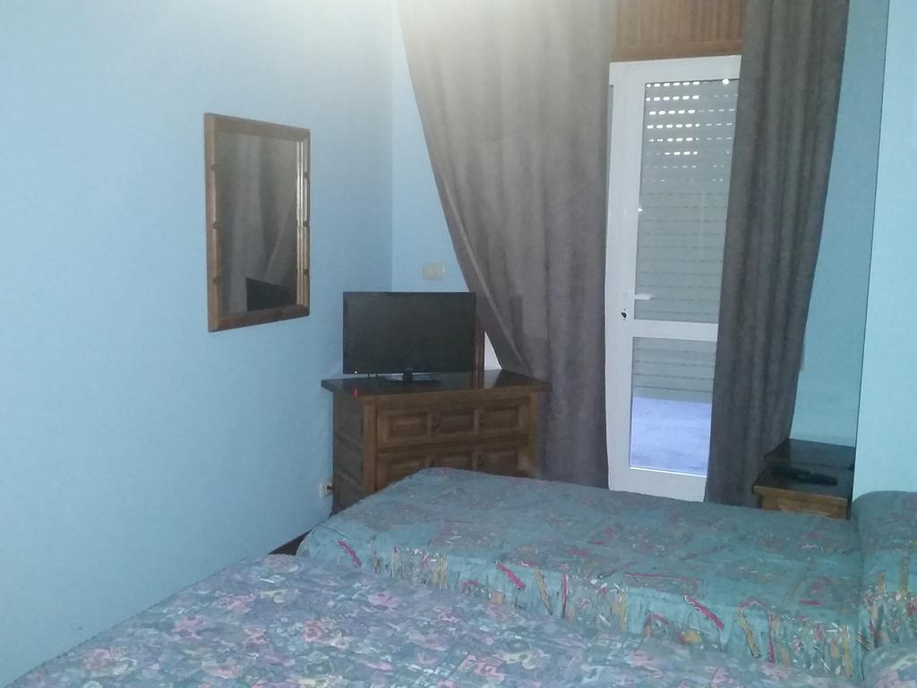 Hotel Cristaleiro Gondomar Ruang foto