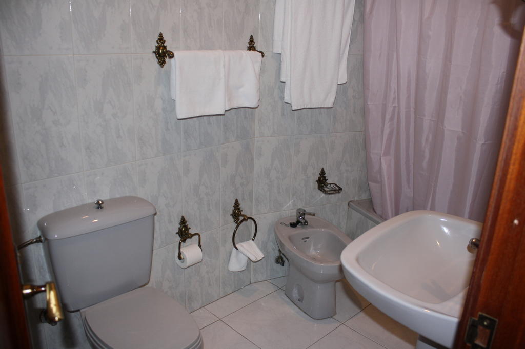 Hotel Cristaleiro Gondomar Ruang foto