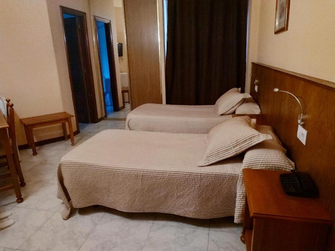 Hotel Cristaleiro Gondomar Bagian luar foto